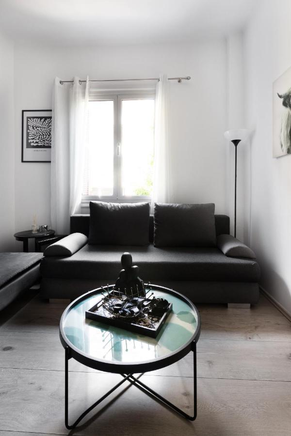 Apartment In The Heart Of The City Солун Екстериор снимка